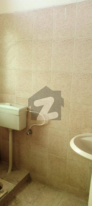 ڈی ایچ اے فیز 8 سابقہ ایئر ایوینیو ڈی ایچ اے فیز 8,ڈی ایچ اے ڈیفینس,لاہور میں 2 کمروں کا 4 مرلہ عمارت 32.0 ہزار میں کرایہ پر دستیاب ہے۔