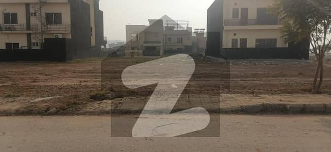 بحریہ ٹاؤن فیز 8 ۔ بلاک ایل بحریہ ٹاؤن فیز 8,بحریہ ٹاؤن راولپنڈی,راولپنڈی میں 8 مرلہ رہائشی پلاٹ 75.0 لاکھ میں برائے فروخت۔