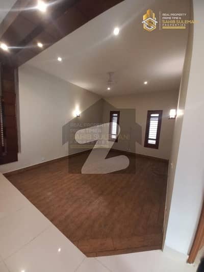 Duplex 250 Sqy Street 34 off Rahat