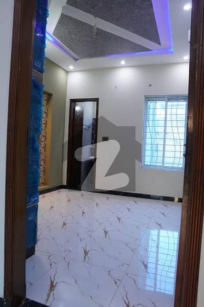4 Marla Luxury Ground Floor For Bachelors Near Ali Town Train Station