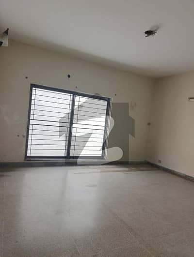 10 Marla Upper Portion Near Ali Town Train Station