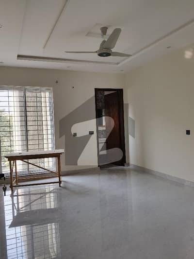 10 Marla Uppar Portion Available For Rent In Dream Garden Lahore