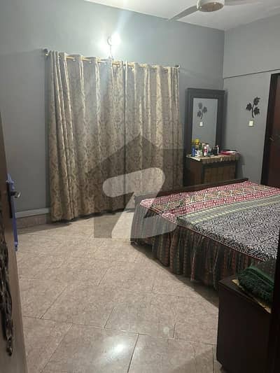 گلشنِ اقبال - بلاک 10 گلشنِ اقبال,گلشنِ اقبال ٹاؤن,کراچی میں 3 کمروں کا 16 مرلہ مکان 6.75 کروڑ میں برائے فروخت۔