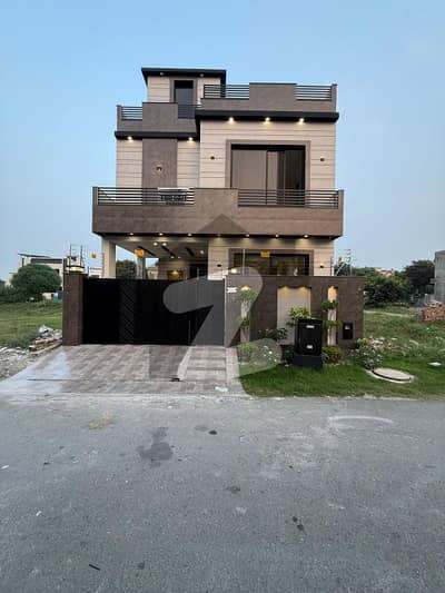 Brand New 5-Marla Modern Marvel Elegant Bungalow For Sale Brand New 5-Marla Modern Marvel Elegant Bungalow For Sale