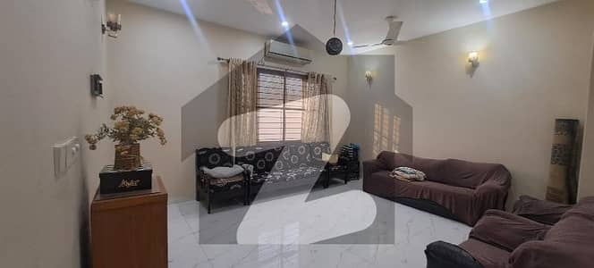 ڈی ایچ اے فیز 8 ڈی ایچ اے ڈیفینس,کراچی میں 6 کمروں کا 1 کنال مکان 15.0 کروڑ میں برائے فروخت۔