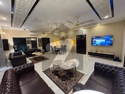 برکی روڈ کینٹ,لاہور میں 2 کمروں کا 12 مرلہ فارم ہاؤس 25.0 ہزار میں کرایہ پر دستیاب ہے۔