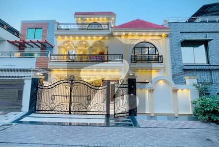 10 Marla Spanish Design House for Sale Prime Location