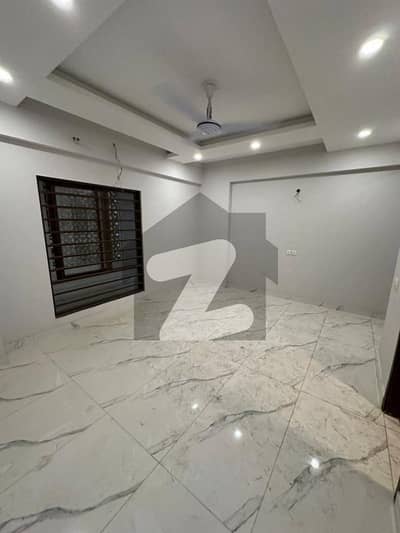 میٹروپولِز ریزیڈینسی جناح ایونیو,کراچی میں 3 کمروں کا 9 مرلہ فلیٹ 3.0 کروڑ میں برائے فروخت۔