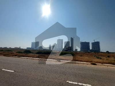 ڈی ایچ اے فیز 8 ڈی ایچ اے ڈیفینس,کراچی میں 1 کنال رہائشی پلاٹ 6.5 کروڑ میں برائے فروخت۔