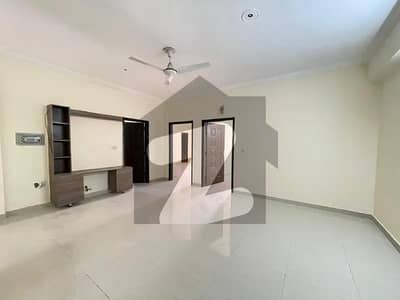 02 BEDROOM UNFURNISHED APARTMENT AVAILABLE FOR RENT AT GULBERG GREEN ISLAMABAD