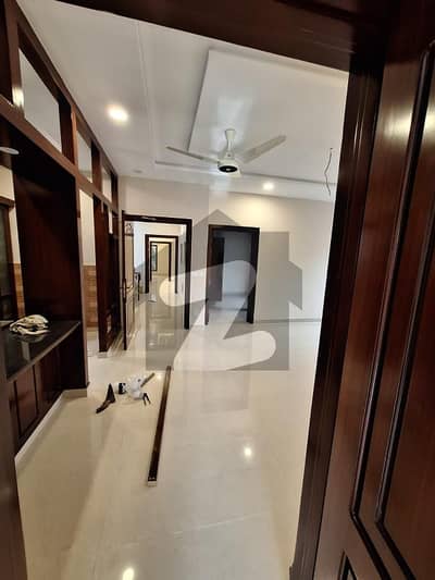 ایف ۔ 6 اسلام آباد میں 3 کمروں کا 1 کنال بالائی پورشن 4.0 لاکھ میں کرایہ پر دستیاب ہے۔