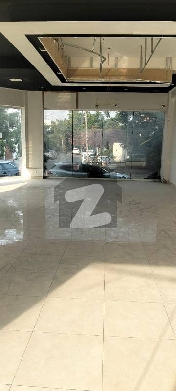 ڈی ایچ اے فیز 6 ڈی ایچ اے ڈیفینس,کراچی میں 9 مرلہ دکان 6.5 لاکھ میں کرایہ پر دستیاب ہے۔