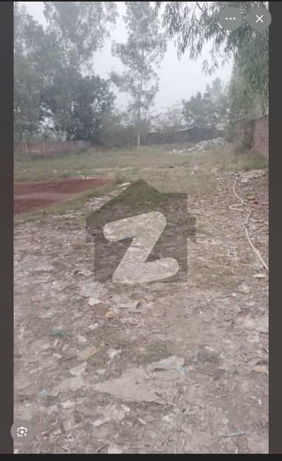 ما نگا - رائیونڈ روڈ لاہور میں 200 کنال صنعتی زمین 50.0 کروڑ میں برائے فروخت۔