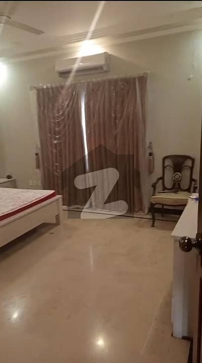 ڈی ایچ اے فیز 4 ڈی ایچ اے ڈیفینس,کراچی میں 3 کمروں کا 12 مرلہ مکان 4.0 لاکھ میں کرایہ پر دستیاب ہے۔