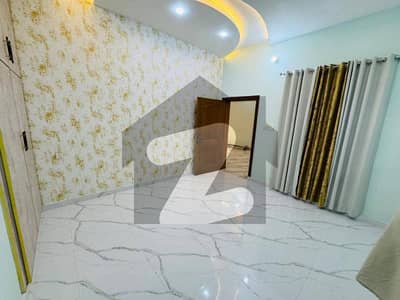 10 Marla Ground Floor Like New