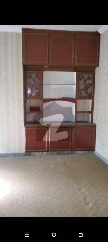 رضوان گارڈن سکیم لاہور میں 2 کمروں کا 10 مرلہ زیریں پورشن 60.0 ہزار میں کرایہ پر دستیاب ہے۔