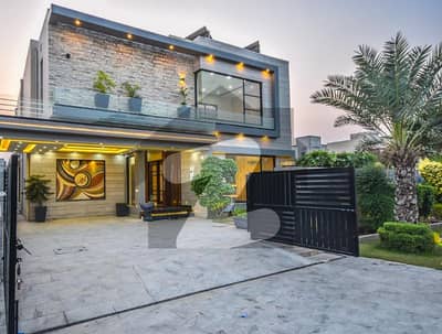 ڈی ایچ اے فیز 6 ڈیفنس (ڈی ایچ اے),لاہور میں 6 کمروں کا 1 کنال مکان 3.5 لاکھ میں کرایہ پر دستیاب ہے۔