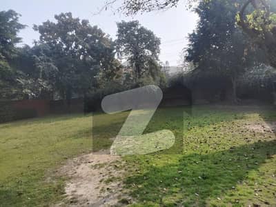 ڈی ایچ اے فیز 1 ڈیفنس (ڈی ایچ اے),لاہور میں 5 کمروں کا 2 کنال مکان 3.2 لاکھ میں کرایہ پر دستیاب ہے۔