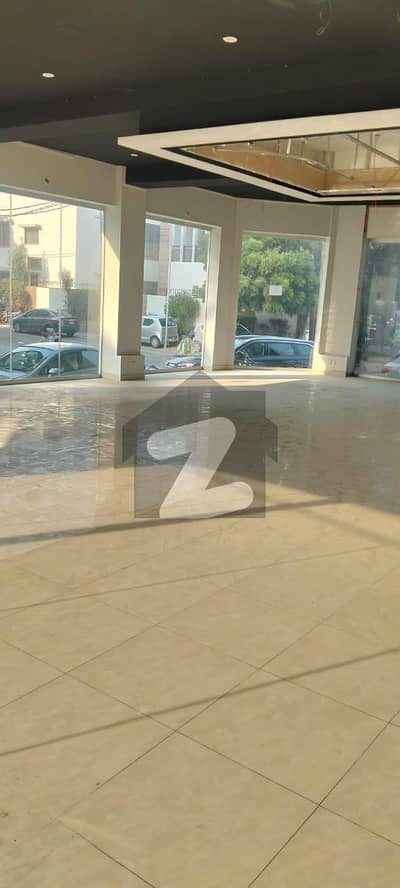 KH E ITTEHAD 200 YARDS 3 SIDE CORNER SHOWROOM AVAILABLE FOR RENT KH E ITTEHAD 200 YARDS 3 SIDE CORNER SHOWROOM AVAILABLE FOR RENT