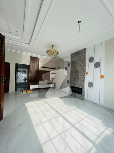 5 Marla Brand New House Available For Sale