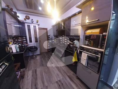 گلشنِ اقبال - بلاک 10 گلشنِ اقبال,گلشنِ اقبال ٹاؤن,کراچی میں 6 کمروں کا 10 مرلہ مکان 5.85 کروڑ میں برائے فروخت۔