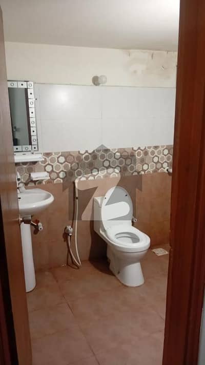 3 BED DD GROUND FLOOR PROTION FOR RENT IN GULSHAN E IQBAL BLOCK 13D1