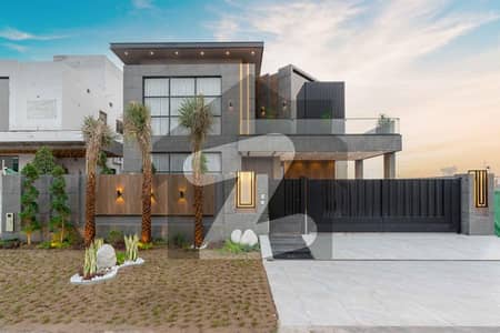 ڈی ایچ اے فیز 7 ڈیفنس (ڈی ایچ اے),لاہور میں 5 کمروں کا 1 کنال مکان 7.9 کروڑ میں برائے فروخت۔