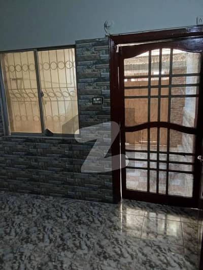 Leased Flat 120 sq yards for sale