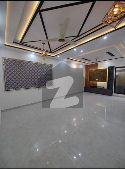 ایچ ۔ 13 اسلام آباد میں 2 کمروں کا 5 مرلہ مکان 1.5 کروڑ میں برائے فروخت۔