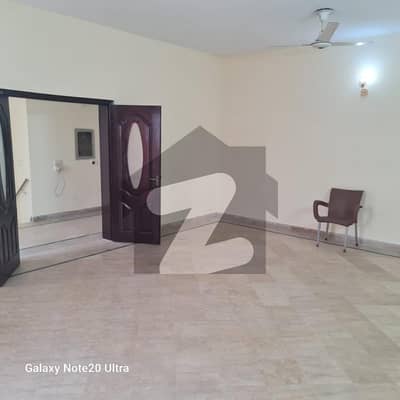 1 KANAL UPPER PORTION AVAILABLE FOR RENT AT WAPDA TOWN PH 1