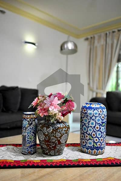 A Beautiful 2 Kanal House Furniture Or Unfurnished Available For Rent