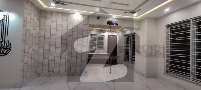 بحریہ انکلیو بحریہ ٹاؤن,اسلام آباد میں 4 کمروں کا 7 مرلہ مکان 3.25 کروڑ میں برائے فروخت۔