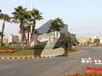 3.5 MARLA PLOT ON INSTALMENT IN CENTRAL PARK J BLOCK