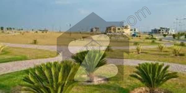 ڈی ایچ اے فیز 6 ڈیفنس (ڈی ایچ اے),لاہور میں 5 مرلہ رہائشی پلاٹ 1.05 کروڑ میں برائے فروخت۔