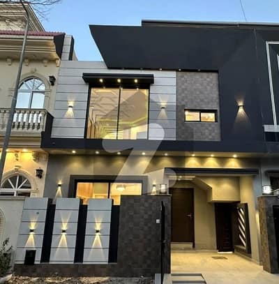 پارک ویو سٹی لاہور میں 3 کمروں کا 4 مرلہ مکان 1.15 کروڑ میں برائے فروخت۔