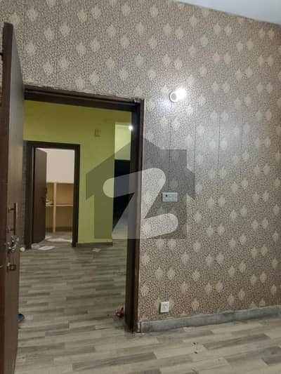 جی ۔ 11 اسلام آباد میں 2 کمروں کا 3 مرلہ فلیٹ 65.0 ہزار میں کرایہ پر دستیاب ہے۔