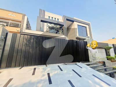 1 Kanal Facing Park Modern House Is Up For Sale