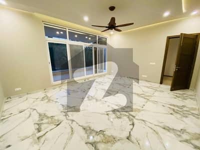 Brand New 500 Sq Yards Triple-Storey 6 Bedrooms House For Rent In F-7