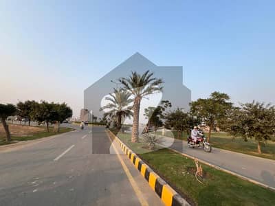 پارک ویو سٹی لاہور میں 5 مرلہ رہائشی پلاٹ 28.5 لاکھ میں برائے فروخت۔