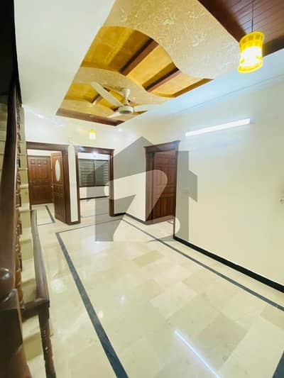 جی ۔ 13/1 جی ۔ 13,اسلام آباد میں 4 کمروں کا 4 مرلہ مکان 99.0 ہزار میں کرایہ پر دستیاب ہے۔