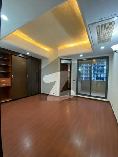 Silver oaks F-10 3 bedroom Compact Apartment Available For Rent beautiful location