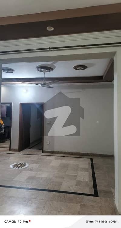 جوہر ٹاؤن فیز 2 جوہر ٹاؤن,لاہور میں 1 کمرے کا 5 مرلہ زیریں پورشن 48.0 ہزار میں کرایہ پر دستیاب ہے۔