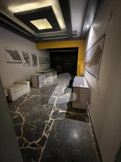 گلشنِ اقبال - بلاک 7 گلشنِ اقبال,گلشنِ اقبال ٹاؤن,کراچی میں 8 کمروں کا 6 مرلہ دفتر 2.1 لاکھ میں کرایہ پر دستیاب ہے۔