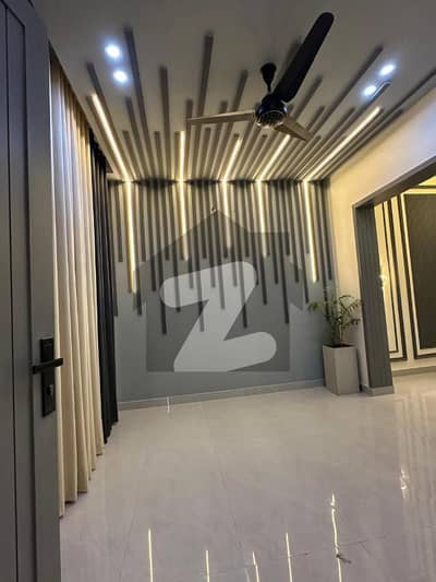 پارک ویو سٹی لاہور میں 4 کمروں کا 5 مرلہ مکان 85.0 ہزار میں کرایہ پر دستیاب ہے۔