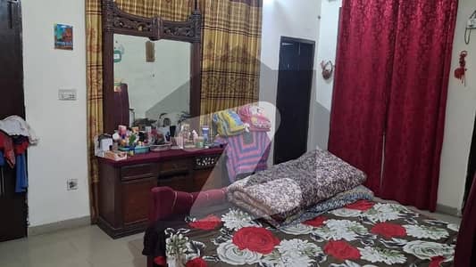 نشیمنِ اقبال فیز 2 نشیمنِ اقبال,لاہور میں 5 کمروں کا 6 مرلہ مکان 1.95 کروڑ میں برائے فروخت۔