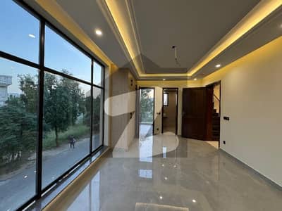 8 Marla Independent Upper Portion Available For Rent In DHA Rahbar 11