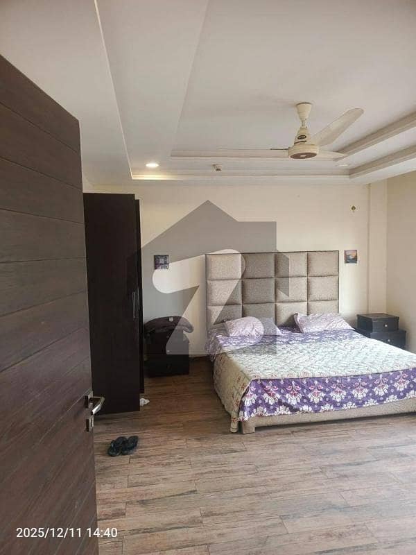 10 MARLA Upper Portion In TARIK GARDEN 10 MARLA Upper Portion In TARIK GARDEN