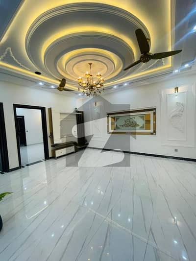 10 Marla Brand New Full House For Rent