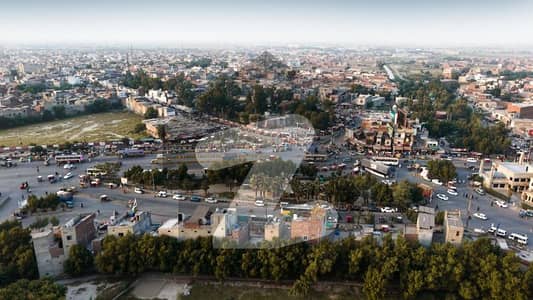 کھڑیانوالہ فیصل آباد میں 18 کنال کمرشل پلاٹ 45.0 کروڑ میں برائے فروخت۔