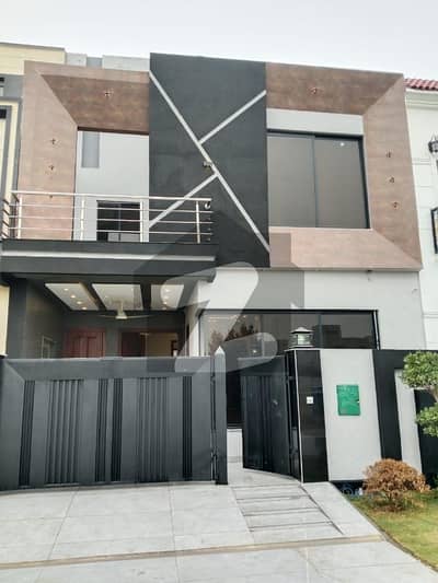 5M modern house for sale in A block bahria orchard phase 2   reasonable price
